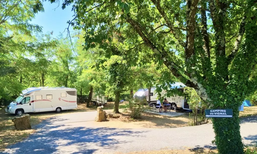 camping car camping du vignal sud ardeche cévennes pour vivre la slow life en Ardeche