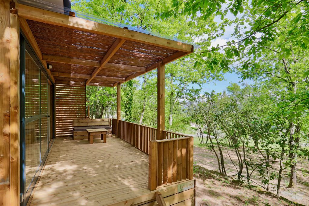 Chalet camping du vignal location piscine nature pour vivre la slow life en Ardeche