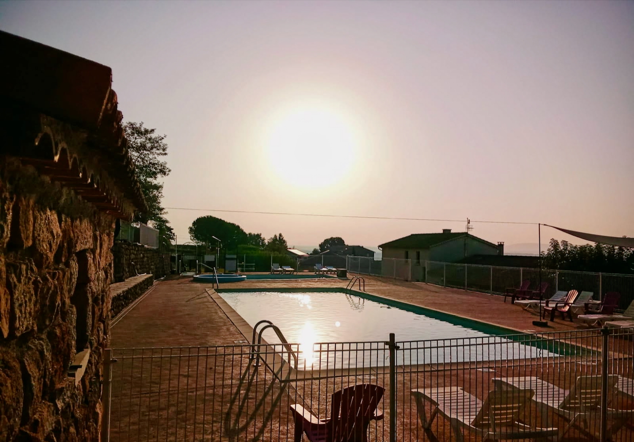 Piscines sun rise pour vivre la slow life en Ardeche