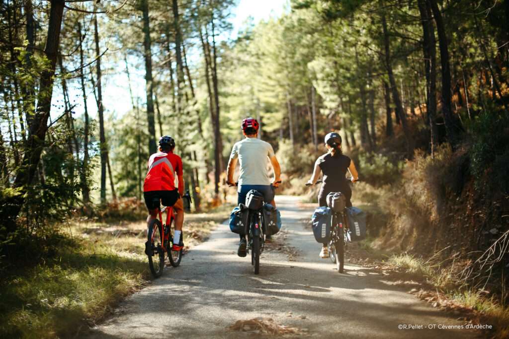 Randonnée VTT dans les Cévennes pour vivre la slow life en Ardeche